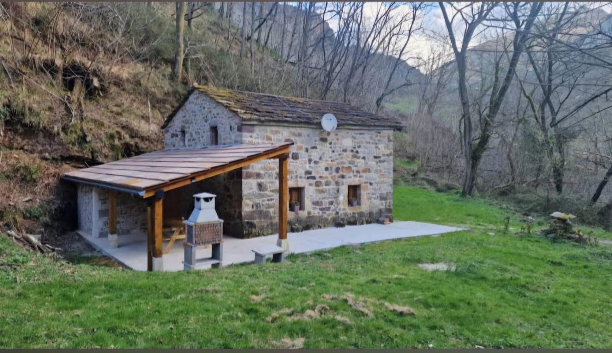 La Cabana Del Rio San Roque de Riomiera Luaran gambar